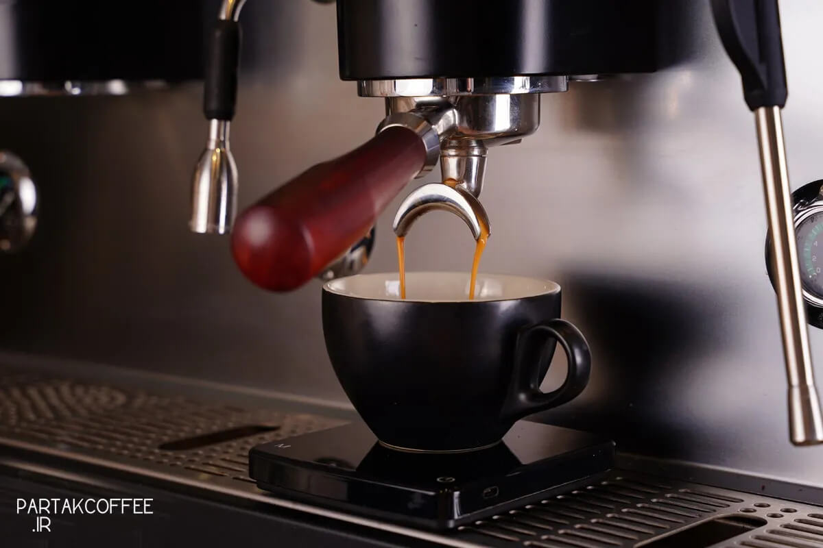 تصویر فنجان قهوه میکس برای مصرف روزانه