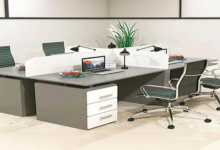 میز کار گروهی بخرم یا میز تکی؟ مقایسه تخصصی مزایا و معایب